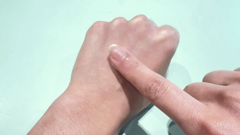 Meltie: The Ultimate Silicone-Free Glow with Rich Balm Nourishment and Cream-Like Absorption